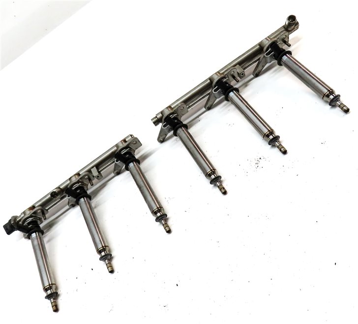 Thumbnail 4: 2013 MERCEDES C300 (W204) 3.5L (276.957) ENGINE FUEL INJECTOR SET/6 w/ RAILS
