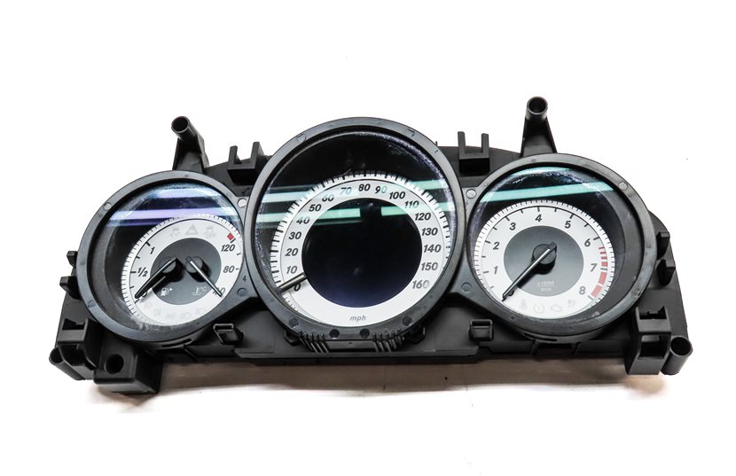 Thumbnail 3: 2013 MERCEDES C-CLASS (W204) SPORT SPEEDOMETER INSTRUMENT GAUGE CLUSTER (156k)