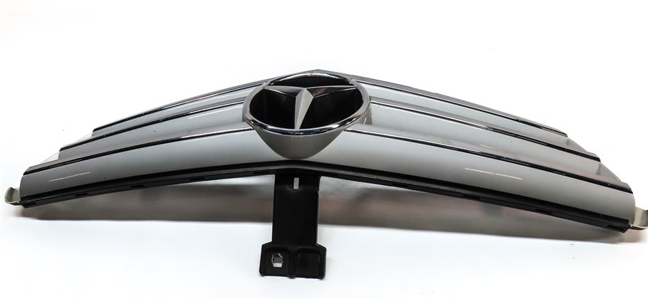 Thumbnail 4: 08-12 MERCEDES C-CLASS (W204) FRONT HOOD GRILLE AIR VENT TRIM (SPORT PACKAGE)
