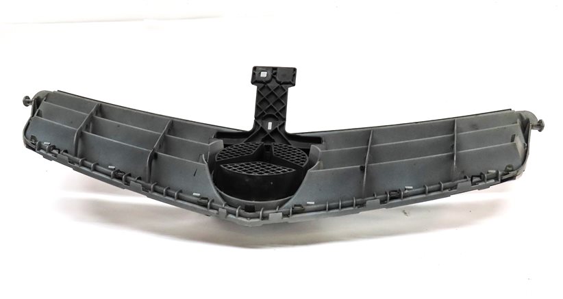 Thumbnail 5: 08-12 MERCEDES C-CLASS (W204) FRONT HOOD GRILLE AIR VENT TRIM (SPORT PACKAGE)