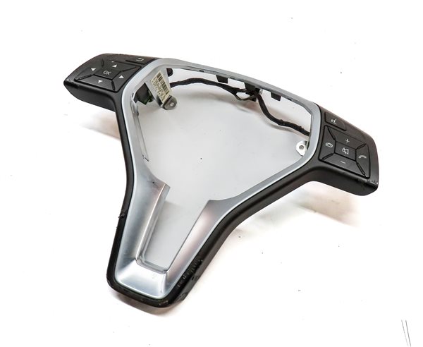 Thumbnail 1: 2013 MERCEDES C300 (W204) FRONT DRIVER STEERING WHEEL CONTROL SWITCHES w/TRIM