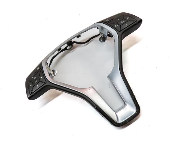Thumbnail 3: 2013 MERCEDES C300 (W204) FRONT DRIVER STEERING WHEEL CONTROL SWITCHES w/TRIM