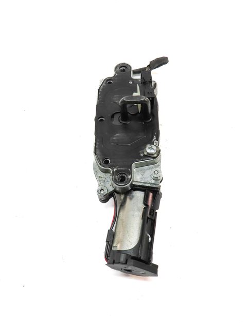 Thumbnail 6: 2007 BMW X5 (E70) REAR TRUNK CARGO TAILGATE HATCH LID LATCH STRIKER PLATE MOTOR