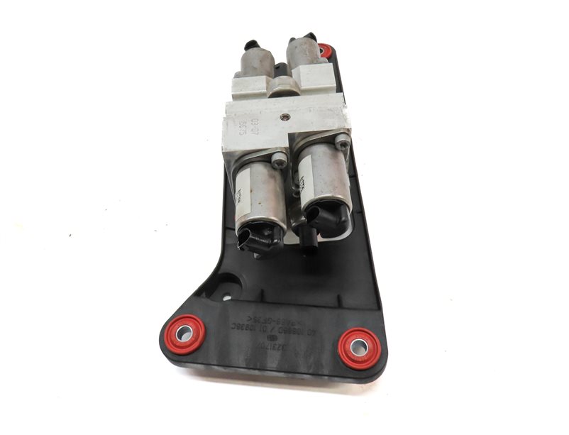 Thumbnail 4: 2007 BMW X5 (E70) 4.8L (N62) ENGINE DYNAMIC DRIVE HYDRAULIC PUMP VALVE BLOCK