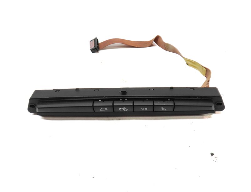 Thumbnail 4: 2007 BMW X5 (E70) REAR HATCH RELEASE PDC DTC HILL DESCENT BUTTON SWITCH PANEL