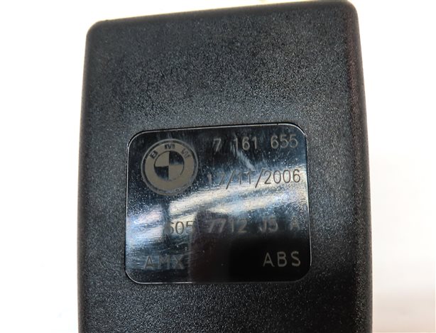 Thumbnail 6: 2007 BMW X5 (E70) REAR 3RD ROW LEFT & RIGHT SEAT SEATBELT BUCKLE RECEIVER SET/2