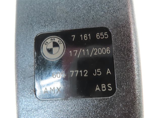 Thumbnail 7: 2007 BMW X5 (E70) REAR 3RD ROW LEFT & RIGHT SEAT SEATBELT BUCKLE RECEIVER SET/2