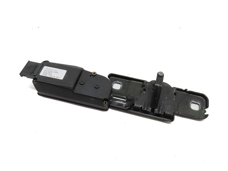 2015 AUDI Q7 (4L) REAR TRUNK TAILGATE HATCH LID LOCK LATCH STRIKER PLATE