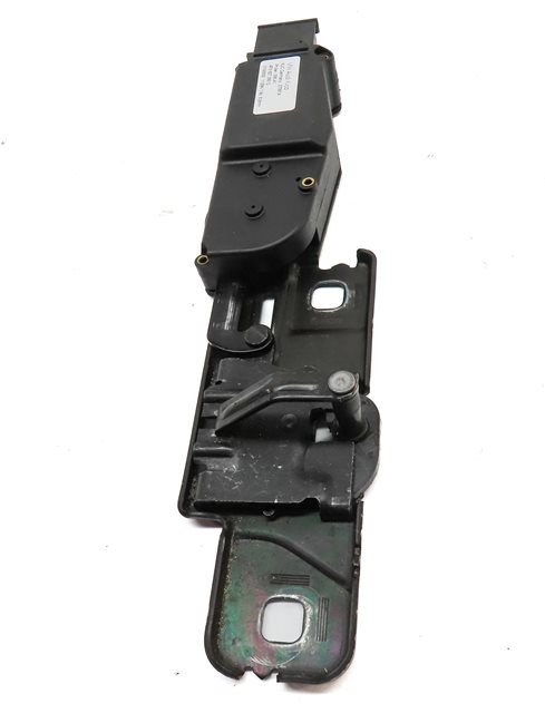 Thumbnail 4: 2015 AUDI Q7 (4L) REAR TRUNK TAILGATE HATCH LID LOCK LATCH STRIKER PLATE