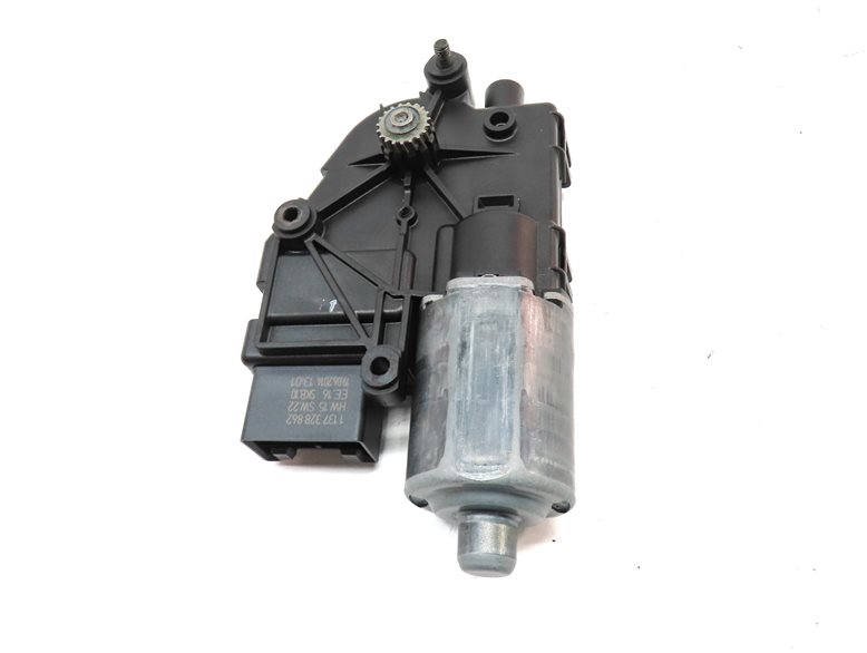 Thumbnail 6: 2007-2014 AUDI Q7 (4L) PANORAMIC SUNROOF MOTOR SUN ROOF MOTOR SUNSHADE MOTOR