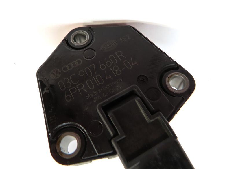 Thumbnail 6: 2015 AUDI Q7 (4L) 3.0L SUPER (CTWB) ENGINE MOTOR OIL FLUID SENSOR MODULE