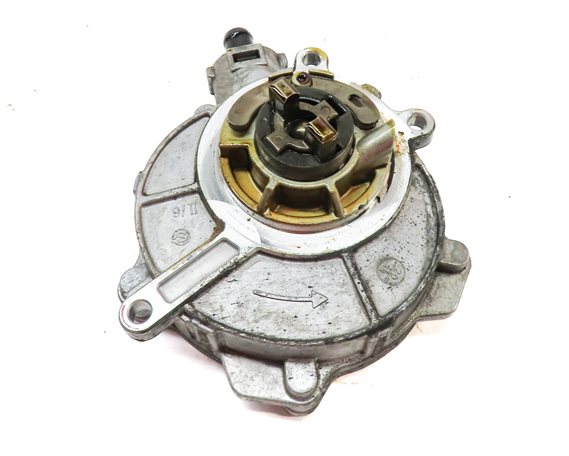 Thumbnail 4: 2015 AUDI Q7 (4L) 3.0L SUPER (CTWB) ENGINE BRAKE VACUUM PUMP