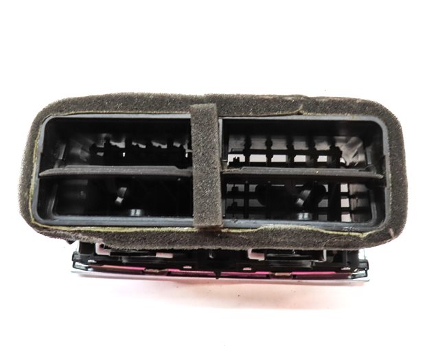 Thumbnail 4: 2015 AUDI Q7 (4L) REAR CENTER CONSOLE HEAT AIR AC HVAC DUAL VENT (Black)