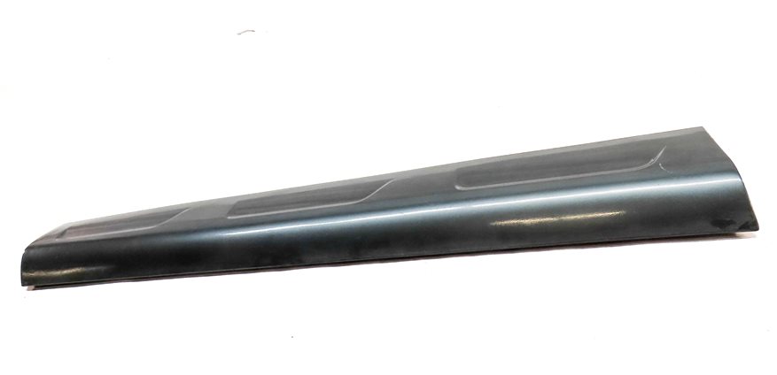 Thumbnail 2: 10-15 AUDI Q7 (4L) FRONT LEFT DRIVER LOWER DOOR TRIM MOULDING w/OFF ROAD (Gray)