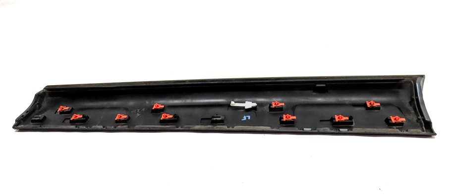 Thumbnail 6: 10-15 AUDI Q7 (4L) FRONT LEFT DRIVER LOWER DOOR TRIM MOULDING w/OFF ROAD (Gray)