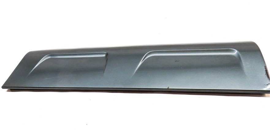 Thumbnail 4: 10-15 AUDI Q7 (4L) REAR LEFT LOWER DOOR TRIM MOULDING w/OFF ROAD (Gray)