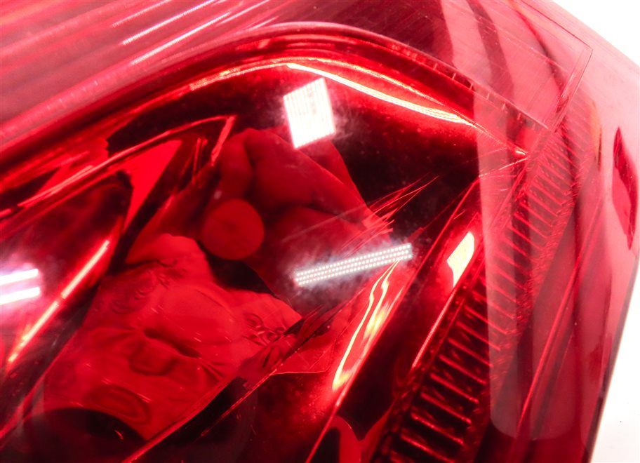 Thumbnail 7: 2010-2015 AUDI Q7 (4L) REAR LEFT DRIVER TAILLIGHT BRAKE LIGHT LAMP (LED)