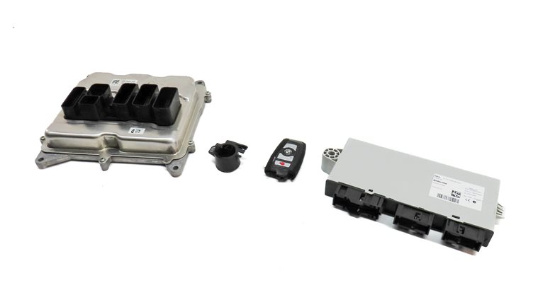 12-14 BMW 320i 328i 528i X3 (F10 F25 F30) 2.0L N20 TURBO ENGINE CONTROL MODULE