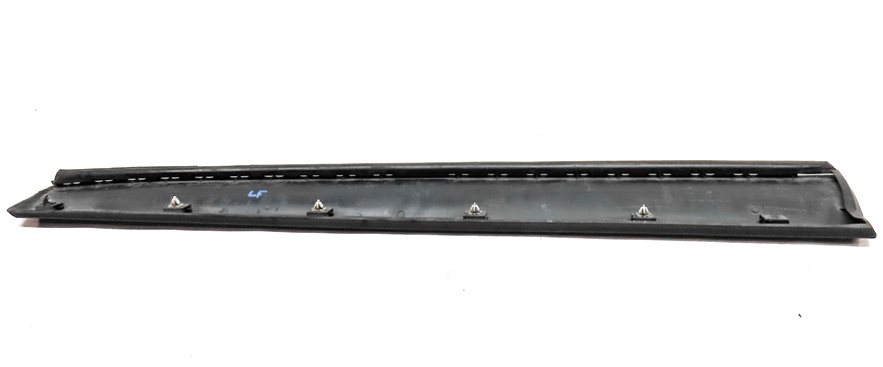 Thumbnail 5: 11-18 BMW X3 X4 (F25 26) FRONT LEFT LOWER DOOR MOULDING TRIM (w/o M or X-LINE)