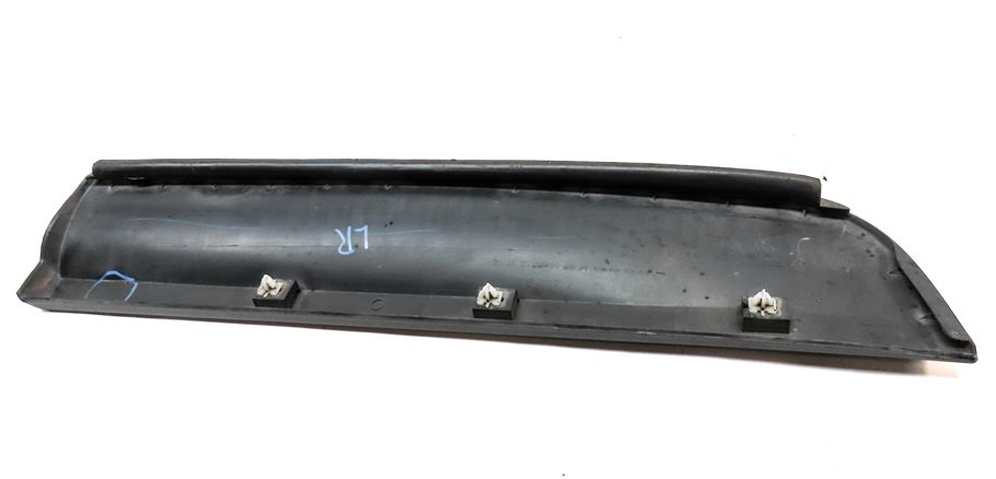 Thumbnail 6: 11-18 BMW X3 X4 (F25 26) REAR LEFT LOWER DOOR MOULDING TRIM (w/o M or X-LINE)