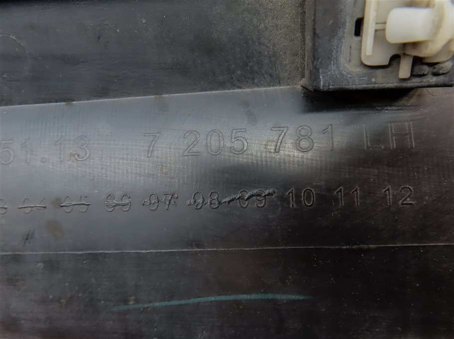 Thumbnail 7: 11-18 BMW X3 X4 (F25 26) REAR LEFT LOWER DOOR MOULDING TRIM (w/o M or X-LINE)