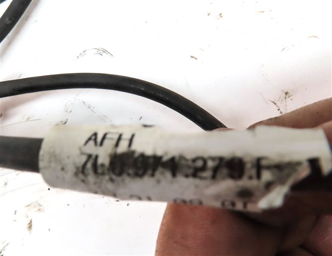Thumbnail 5: 2010 PORSCHE CAYENNE (957) REAR LEFT WHEEL SPEED SENSOR WIRE HARNESS