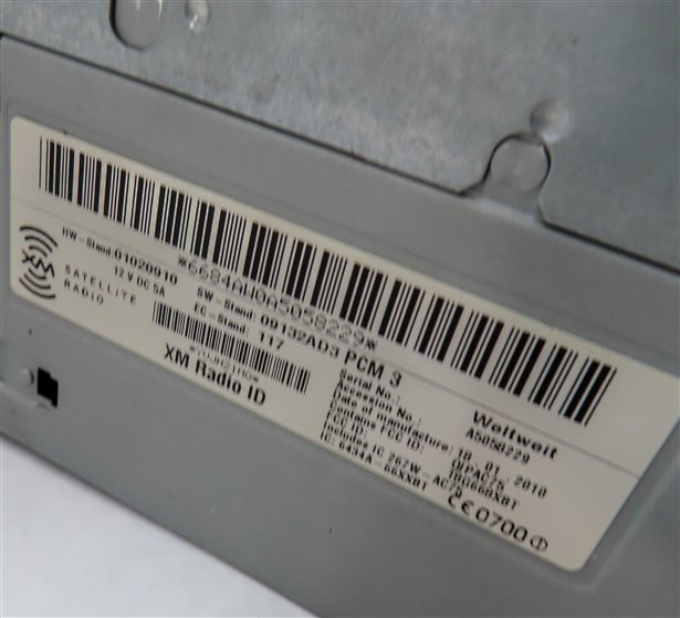 Thumbnail 12: 09-10 PORSCHE CAYENNE (957) FRONT LOWER DASH RADIO CD NAVI MULTIMEDIA SCREEN