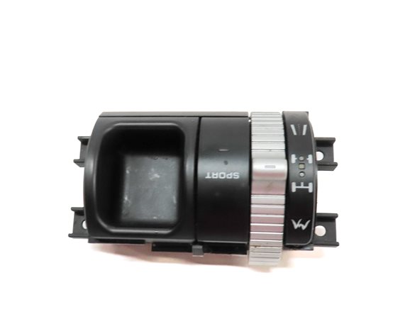 Thumbnail 4: 2010 PORSCHE CAYENNE (957) TRACTION CONTROL TRANSFER CASE SWITCH PANEL
