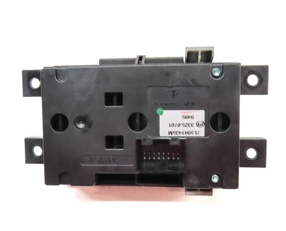 Thumbnail 5: 2010 PORSCHE CAYENNE (957) TRACTION CONTROL TRANSFER CASE SWITCH PANEL