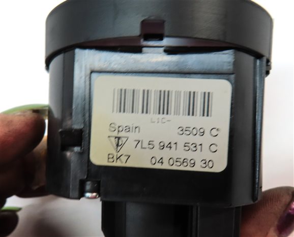 Thumbnail 6: 09-10 PORSCHE CAYENNE (957) LEFT DASH HALOGEN HEADLIGHT HEAD LIGHT SWITCH KNOB