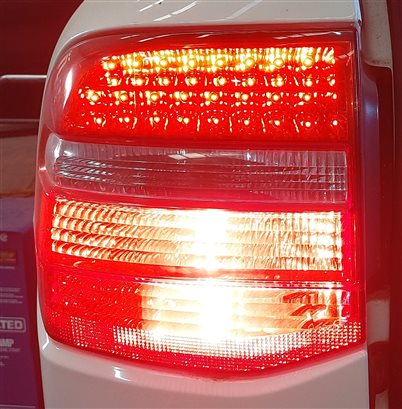 Thumbnail 2: 2008-2010 PORSCHE CAYENNE (957) LEFT DRIVER REAR TAILLIGHT BRAKE LIGHT LAMP