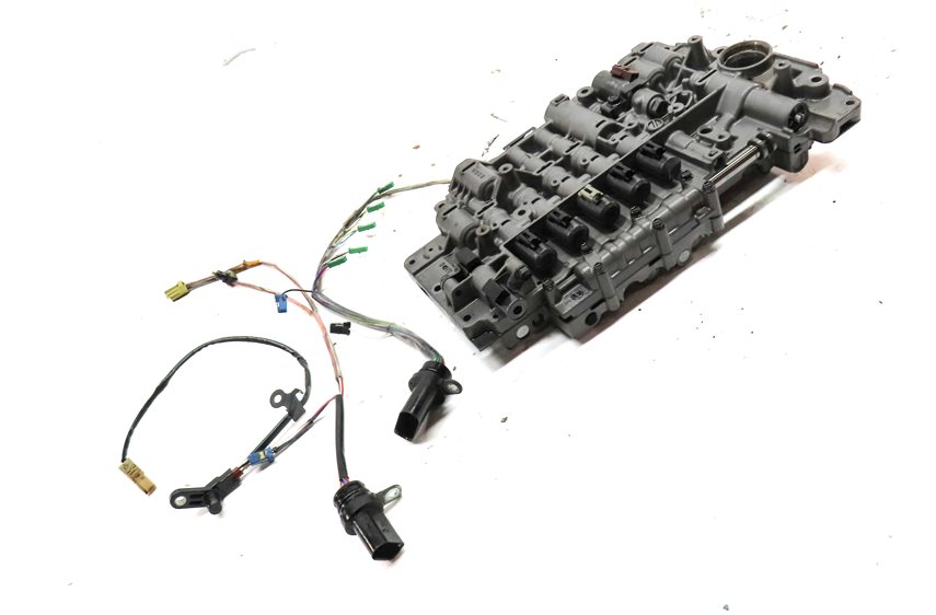 Thumbnail 3: 08-09 PORSCHE CAYENNE (955 957) 3.6L / 4.8L AUTOMATIC TRANSMISSION VALVE BODY