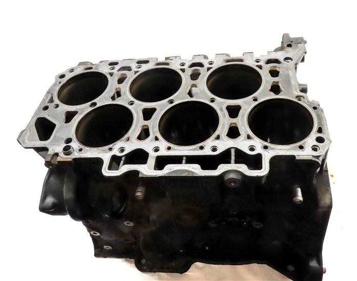 Thumbnail 4: 2009-2010 PORSCHE CAYENNE (957) 3.6L VR6 ENGINE BARE CYLINDER BLOCK