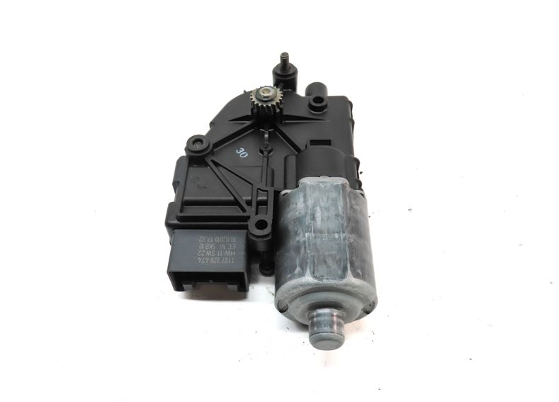 Thumbnail 6: 2007-2014 AUDI Q7 (4L) PANORAMIC SUNROOF MOTOR SUN ROOF MOTOR SUNSHADE MOTOR