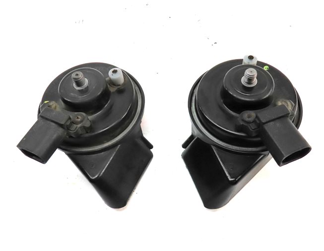 Thumbnail 4: 2007-2015 AUDI Q7 R8 (4L 4S) HIGH & LOW TONE NOTE SIGNAL SAFETY HORN SET-2