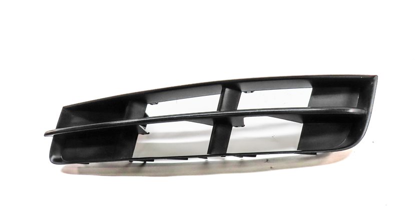 Thumbnail 2: 2011 AUDI Q7 (4L) FRONT LEFT DRIVER LOWER BUMPER AIR VENT GRILLE END