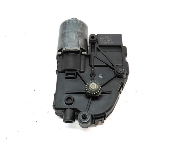 Thumbnail 5: 2007-2014 AUDI Q7 (4L) PANORAMIC SUNROOF MOTOR SUN ROOF MOTOR SUNSHADE MOTOR