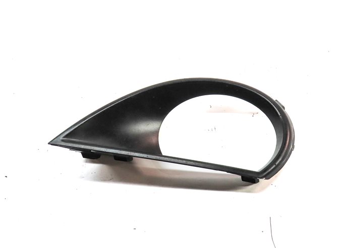 Thumbnail 2: 2011 AUDI Q7 (4L) FRONT RIGHT PASSENGER LOWER BUMPER FOG LIGHT LAMP TRIM