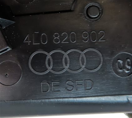 Thumbnail 6: 2011 AUDI Q7 (4L) FRONT RIGHT PASSENGER DASH HEAT AIR AC HVAC VENT (Black)