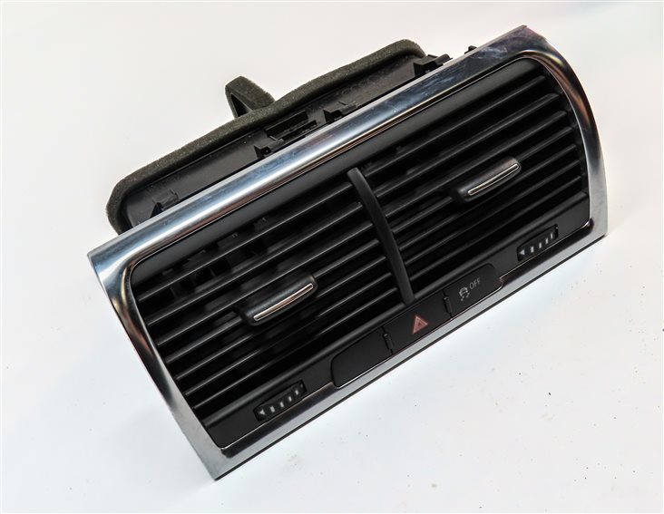 Thumbnail 4: 2011 AUDI Q7 (4L) FRONT CENTER DASH HEAT AIR AC HVAC DUAL VENT (Black)