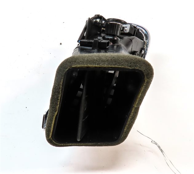 Thumbnail 4: 2011 AUDI Q7 (4L) FRONT LEFT DRIVER DASH HEAT AIR AC HVAC VENT (Black)