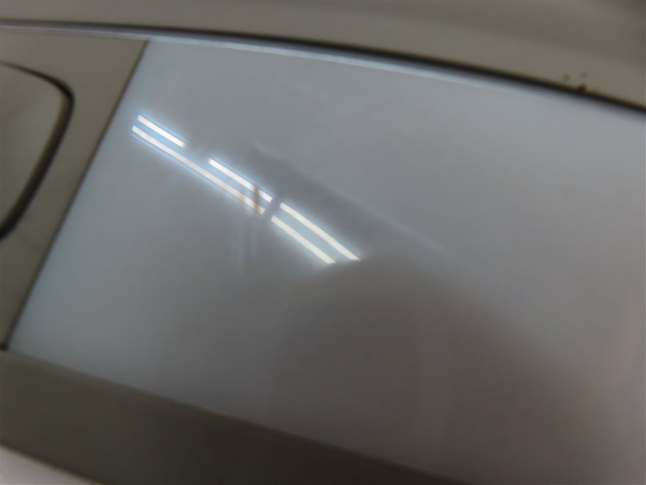 Thumbnail 10: 2011 AUDI Q7 (4L) FRONT INTERIOR DOME LIGHT LAMP w/SUNROOF SWITCH SUNGLASS CASE