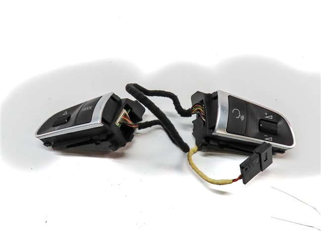 Thumbnail 2: 2011 AUDI Q7 (4L) FRONT LEFT DRIVER STEERING WHEEL CONTROL SWITCH SET/2