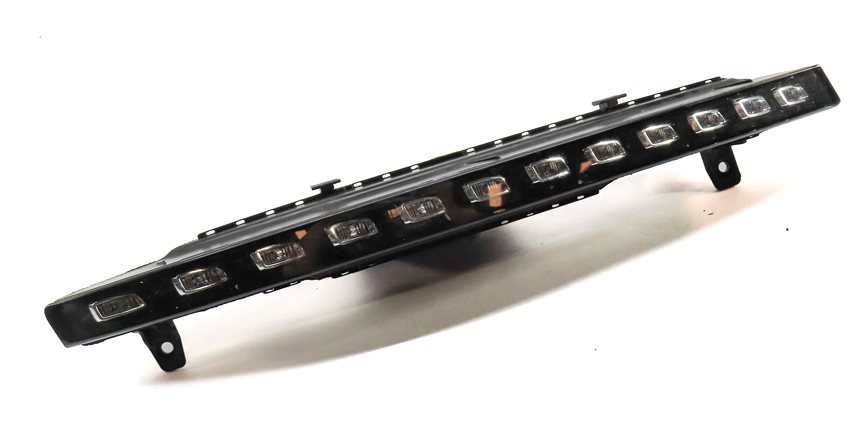 Thumbnail 4: 2010-2015 AUDI Q7 (4L) FRONT RIGHT PASSENGER TURN SIGNAL MARKER LIGHT LAMP (LED)