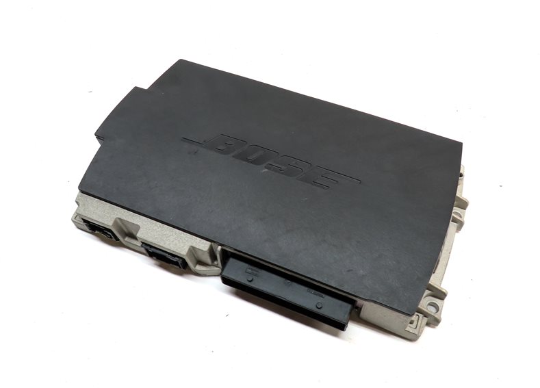 2010-2012 AUDI Q7 (4L) BOSE AUDIO AMP AMPLIFIER (4L0035223F / 4L0035223G)