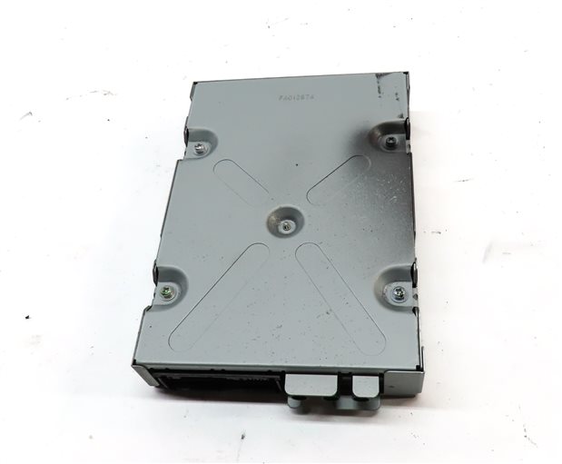 Thumbnail 4: 2010-2017 AUDI Q7 (4L) REARVIEW BACKUP REVERSE CAMERA CONTROL MODULE