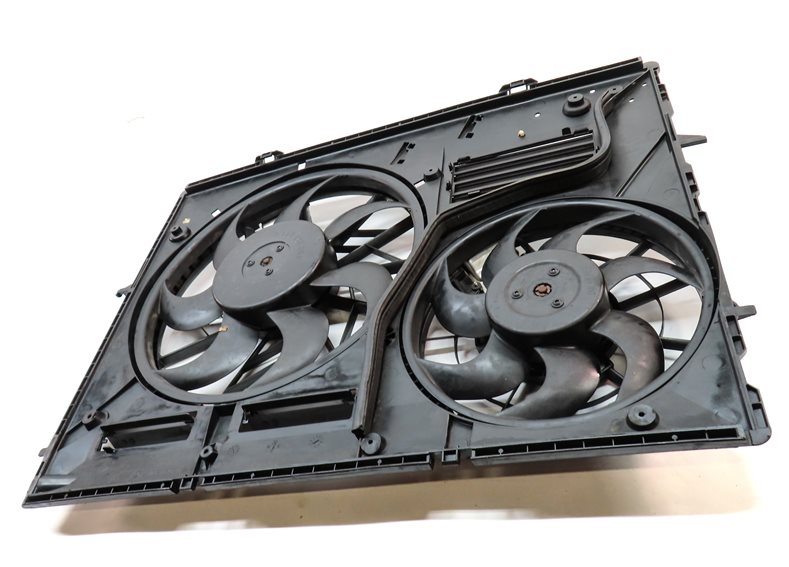 Thumbnail 2: 2011-2015 AUDI Q7 (4L) 3.0L ENGINE RADIATOR COOLING FAN ASSEMBLY w/ SHROUD