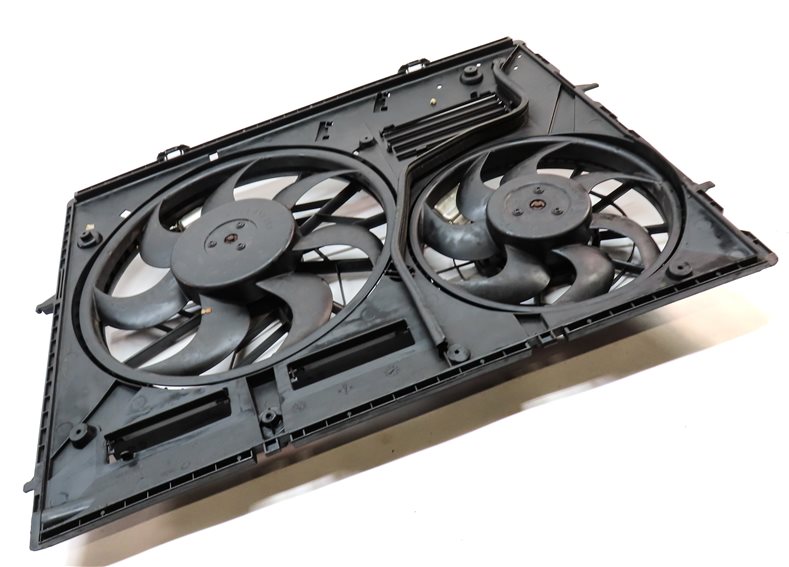 Thumbnail 3: 2011-2015 AUDI Q7 (4L) 3.0L ENGINE RADIATOR COOLING FAN ASSEMBLY w/ SHROUD