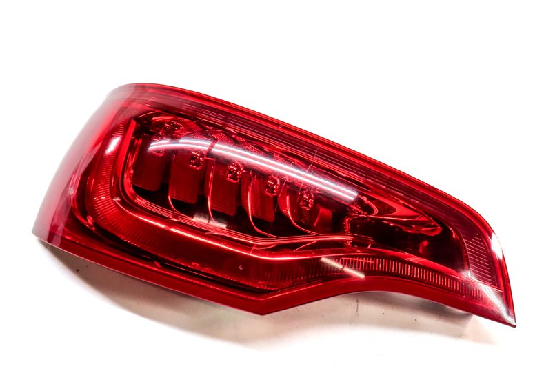 2010-2015 AUDI Q7 (4L) REAR LEFT DRIVER TAILLIGHT BRAKE LIGHT LAMP (LED)