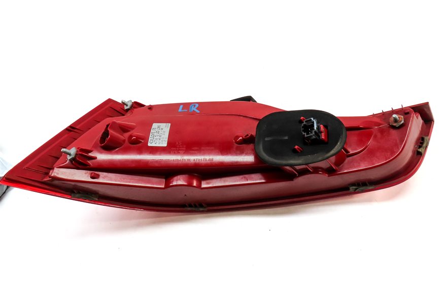 Thumbnail 5: 2010-2015 AUDI Q7 (4L) REAR LEFT DRIVER TAILLIGHT BRAKE LIGHT LAMP (LED)